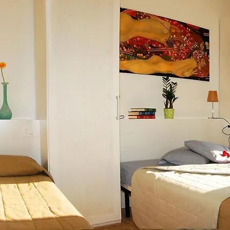 Pool-view Flat With Fenced Garden Apartament Bibione