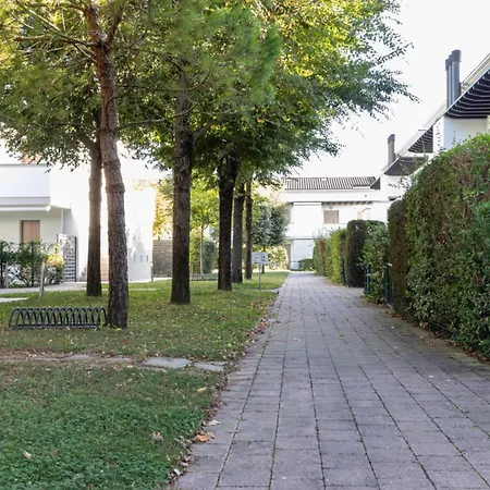 Διαμέρισμα Pool-view Flat With Fenced Garden Μπιμπιόνε