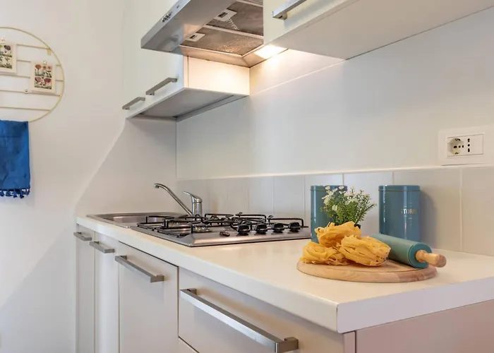 Apartman Pool-view Flat With Fenced Garden